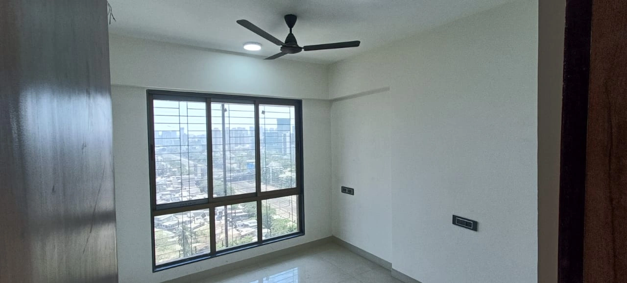 1 BHK Flat for Rent in Tower 28, Malad East